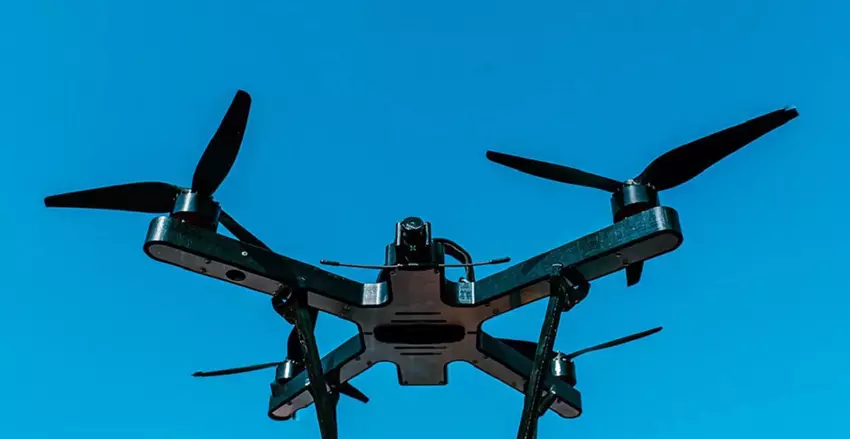 Tödliche Wespenstiche: Experten enthüllten, welche Drohnen verwendet wurden, um russische Luftwaffenstützpunkte im Rahmen der Operation Netz der Spinne anzugreifen