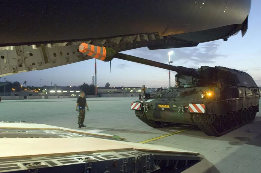 Ukraine kann deutsche Panzerhaubitze 2000 in Litauen beim Joint Venture von Rheinmetall und KMW reparieren lassen