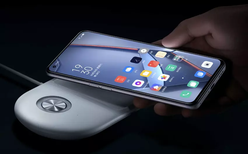 OPPO bringt 50 W Wireless AIR VOOC Wireless Charging Dock auf den Markt, zusammen mit OPPO Find X5 Lineup