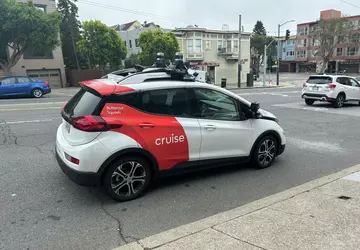 Feuerwehrleute in San Francisco machen zwei ...