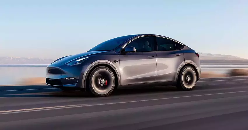 Tesla senkt die Preise für Model Y und Model 3 in den USA um 7500 Dollar
