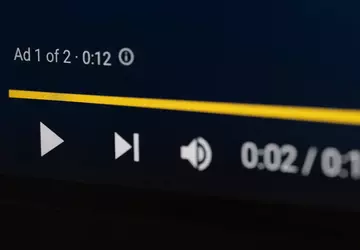 Jetzt mehr YouTube-Werbung beim Anhalten eines ...