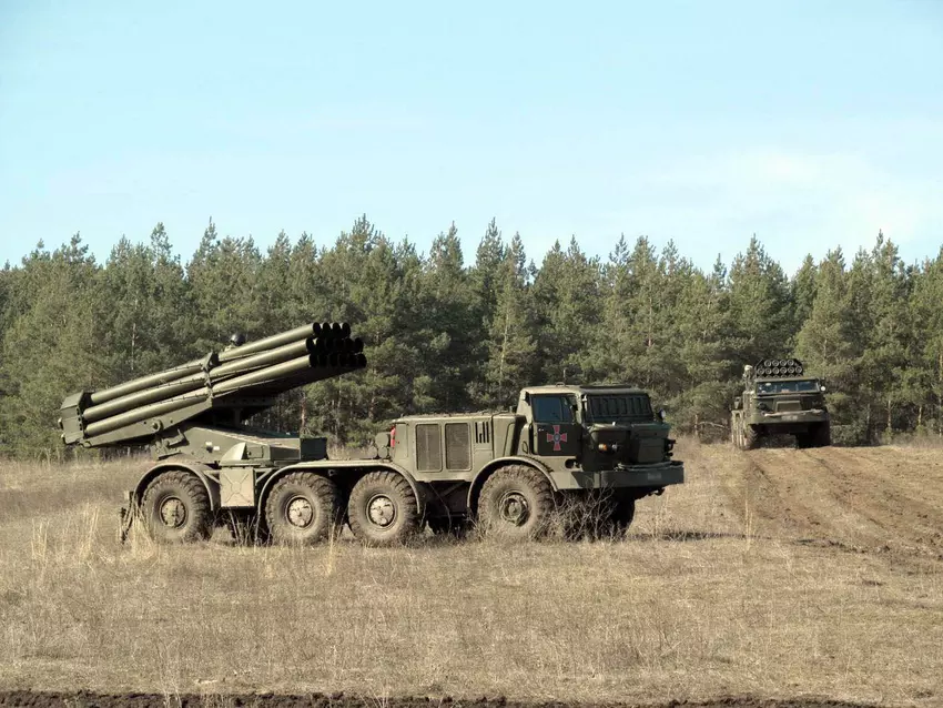 Ukrainische "Hurricanes" greifen die Russen mit einer vollen Salve an 