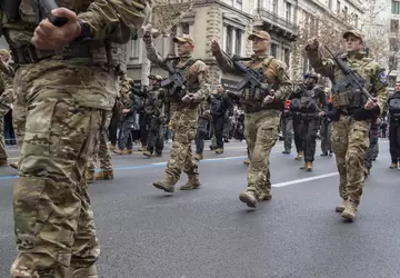 Griechenland verdoppelt fast seine Verteidigungsausgaben