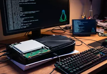 PS5 als Linux-PC: Hypervisor-Exploit macht Sonys ...