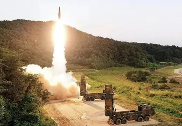 Die Republik Korea zeigte L-SAM-Luftabwehrsysteme, eine ...