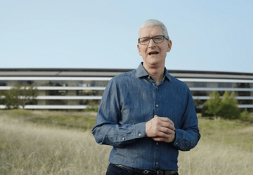 Tim Cook hält eine Abschlussrede an ...