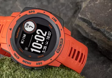 Das Garmin Instinct Solar mit GPS, ...