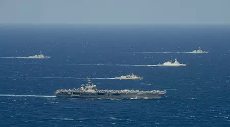 Die USA haben zum ersten Mal seit 20 Jahren zwei Flugzeugträger-Kampfgruppen im Mittelmeer konzentriert - Gerald R. Ford und Dwight D. Eisenhower trafen nach dem Angriff auf Israel in der Region ein