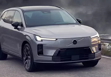 Volvo hat offiziell sein Plug-in-Hybrid mit ...