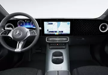 Die Basisversion des Mercedes CLA kommt ...