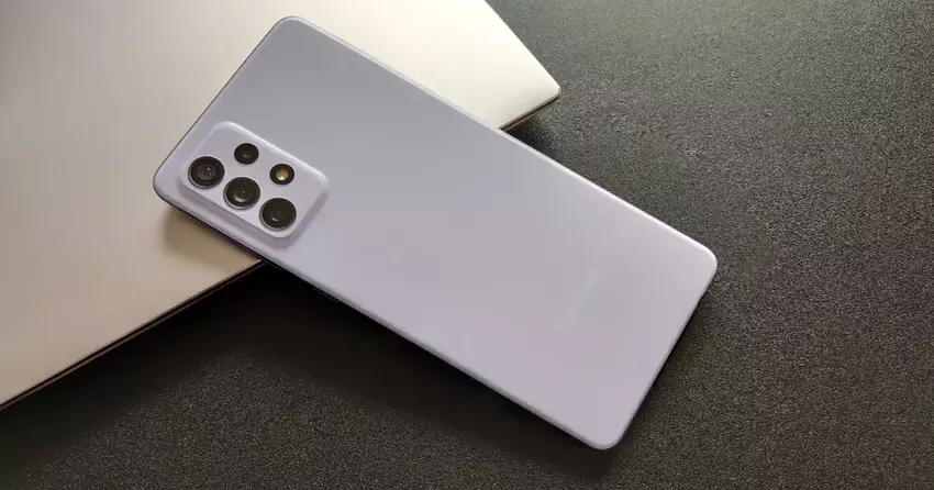 Samsung Galaxy A72 erhält erstes Sicherheitsupdate nach One UI 6.1