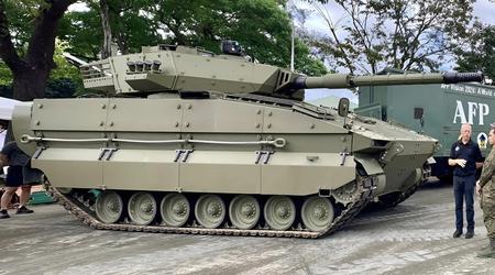 Elbit Systems hat der philippinischen Armee ein neues Los leichter Panzer vom Typ Sabrah übergeben