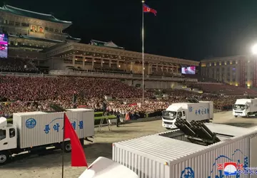 Nordkorea schickt als zivile Lastwagen getarnte ...