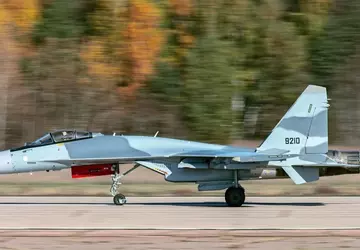 Trotz schwieriger Verhandlungen kauft Algerien Su-35-Kampfflugzeuge ...