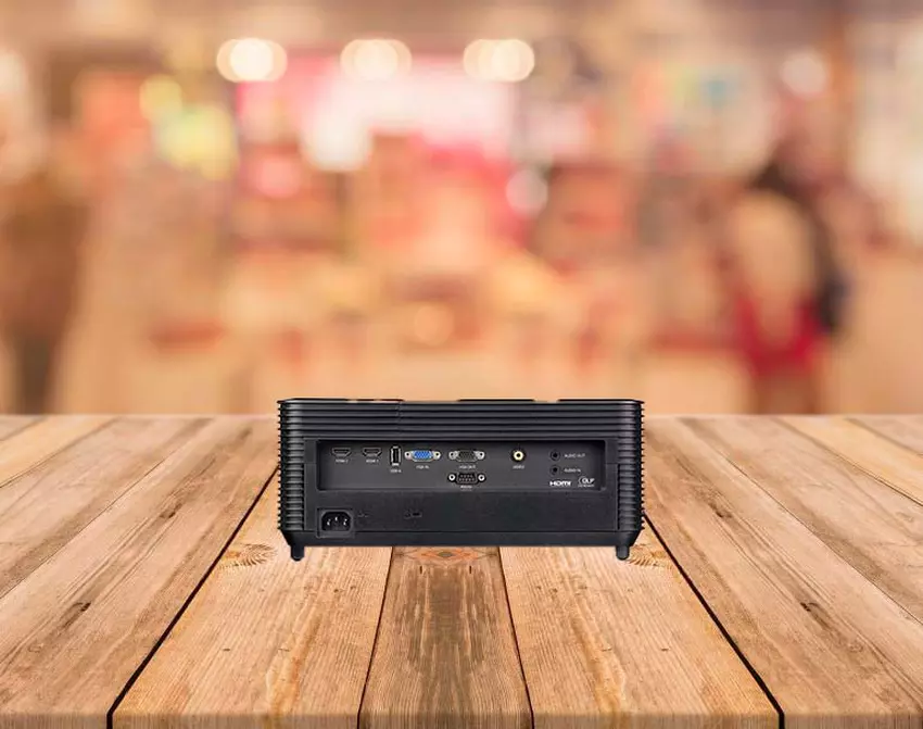 InFocus IN136 Heimprojektor