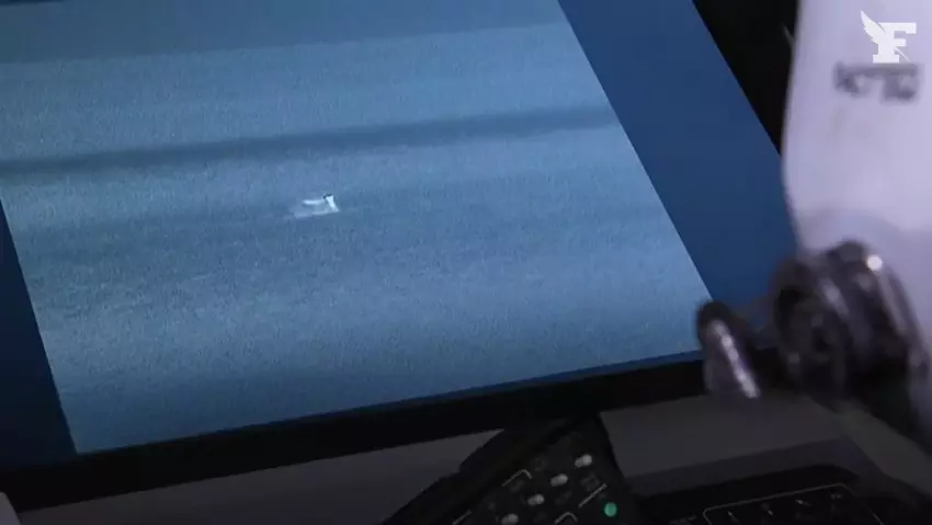 Ein Handelsschiff im Objektiv der Infrarotkamera der Atlantique 2 während einer Patrouille in der Ostsee. Illustration: Le Figaro
