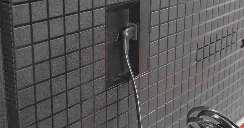 Sony 85 Zoll X90L Bildschirme für Kirche