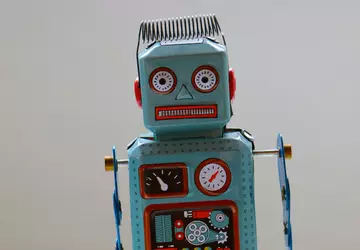 Studie: Googles Chatbot AMIE zeigt mehr ...