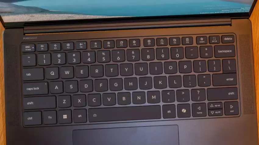 Lenovo Yoga Slim 7x AI Laptop Test