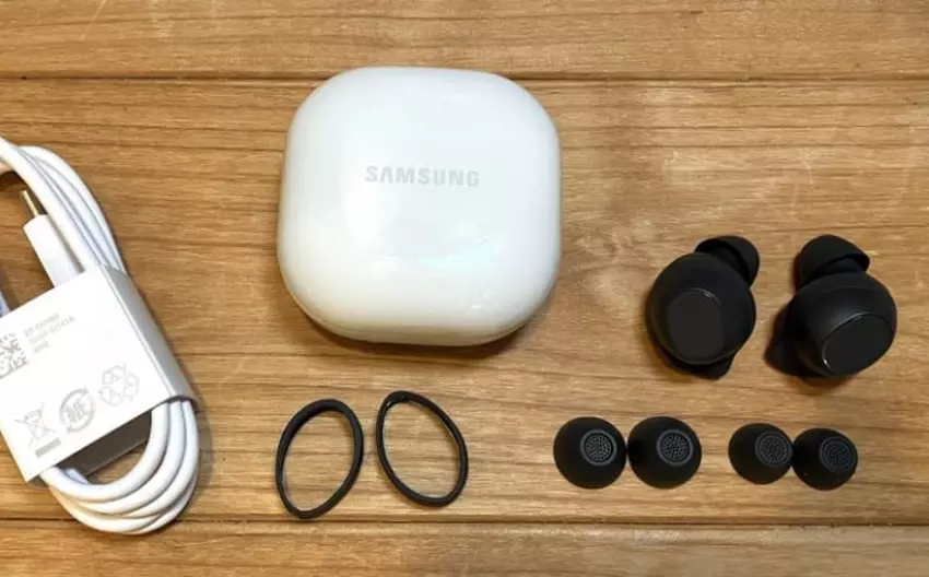 Samsung Galaxy Buds FE Ohrhörer mit AI-Übersetzung