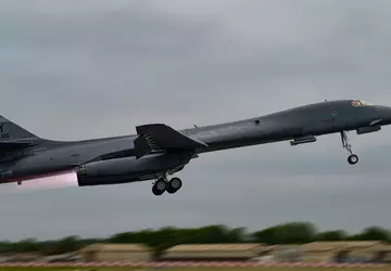 Die US-Luftwaffe hat strategische Überschallbomber für ...