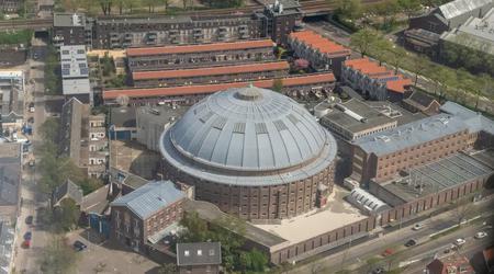 Amazon hat das ehemalige niederländische Gefängnis de Koepel in einen Bürokomplex verwandelt