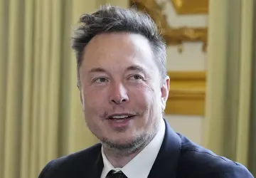 Elon Musk gründete das KI-Unternehmen xAI, ...