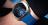 Die H. Moser & Cie aus der Schweiz hat die erste Smartwatch für Formel-1-Mechaniker auf den Markt gebracht