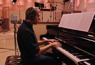 Samsung aktualisiert Over the Horizon-Klingelton: Jazz-Version ...