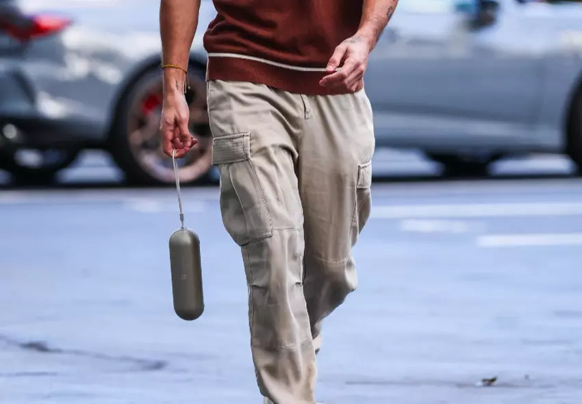 Formel-1-Fahrer Daniel Ricardo nutzt bereits den neuen kabellosen Lautsprecher Beats Pill