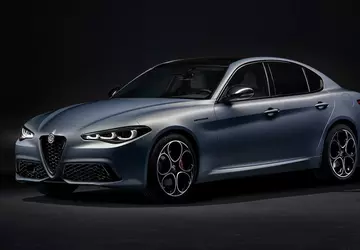 Alfa Romeo ruft Giulia-Limousine und Stelvio-Crossover ...