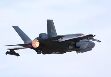 Australien kauft JSM- und LRASM-Raketen für ...