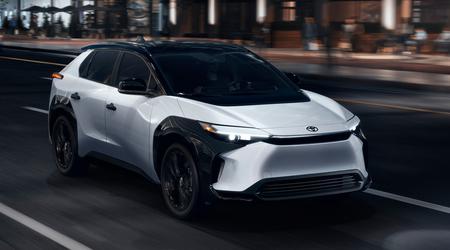 Der Toyota bZ4X 2025 electric Toyota bZ4X ist im Preis um 6.000 $ gesunken und hat eine neue Nightshade Edition