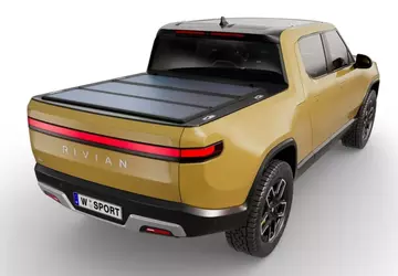 Ein Solarpanel für den Rivian R1T ...