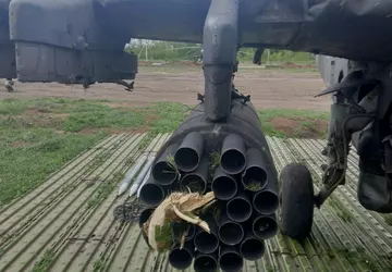 Der russische Ka-52-Hubschrauber mit Raketenschutz verlor ...