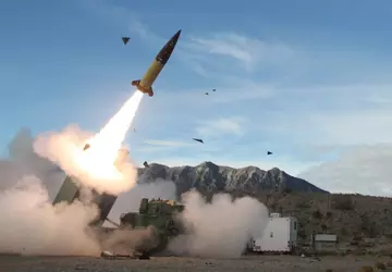 USA liefern erstes Los von ATACMS-Langstreckenraketen ...