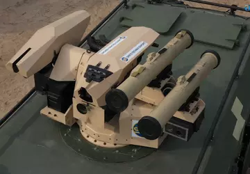 Die ukrainischen Streitkräfte verwenden gepanzerte Fahrzeuge ...