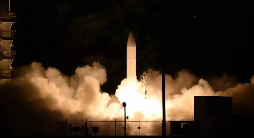 Die US-Armee läuft Gefahr, im Jahr 2023 ohne eine Hyperschall-LRHW-Waffe mit einer Dark Eagle-Rakete dazustehen