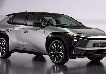 Toyota aktualisiert seinen Elektro-Crossover bZ4X: schnelleres ...