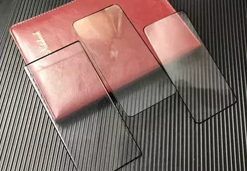 Mit Schutzbrillen können Sie die Abmessungen ...