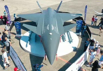 Bayraktar Kizilelma offiziell vorgestellt - eine ...