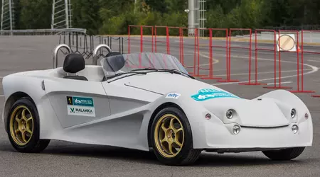 Wie wäre es mit dem Ilon Max? Weißrussischer Roadster mit Elektromotor, 170 km/h Geschwindigkeit und diebstahlsicherer Innenausstattung vorgestellt