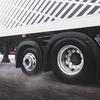 Volvo FH Aero Electric Traktor in Bewegung