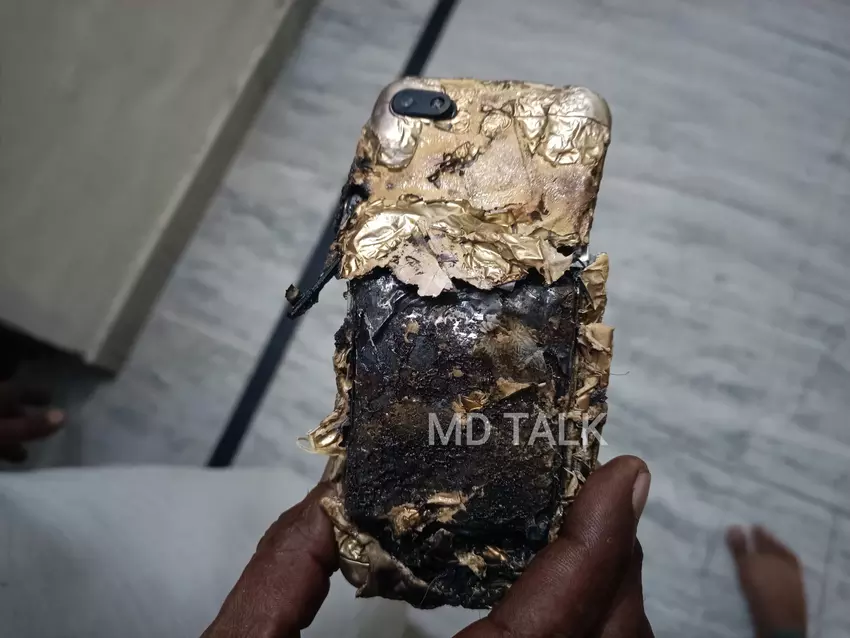 Eine Frau starb bei einer Explosion eines Redmi 6A Smartphones in Indien