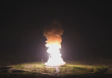 US Air Force zeigt seltenes Video ...