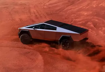 Tesla hat mit der Auslieferung der ...