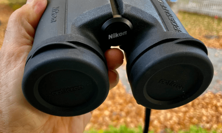 Nikon PROSTAFF P7 10x42 Panzerfernglas
