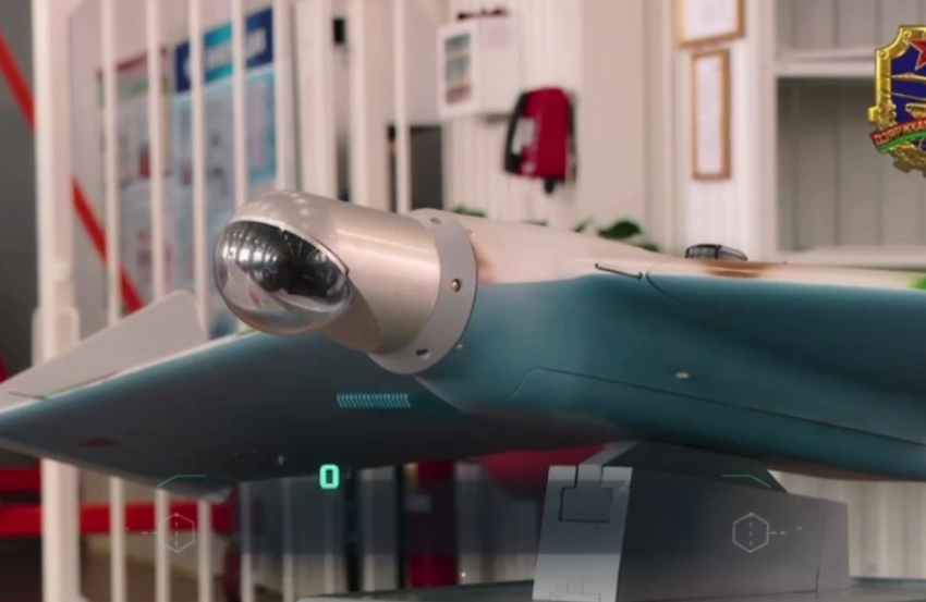 Weißrussland präsentiert die Chekan-B-Drohne, die im Schwarmmodus betrieben werden kann