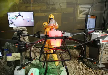 Russen behaupten, die Agrardrohne DJI Agras ...